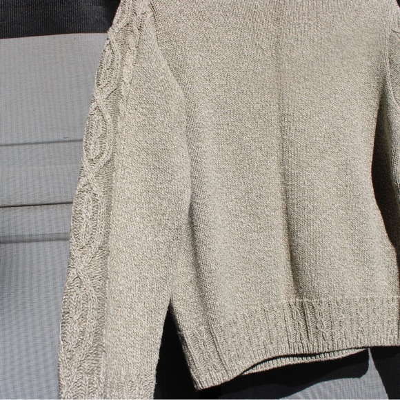 Special Request Small Petite Sweater - Picture 5 of 6